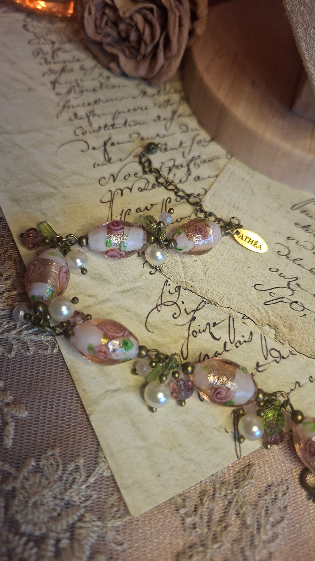Schmuckset – Halskette, Armband & Ohrringe mit Lampwork-Rosen & Glasperlen