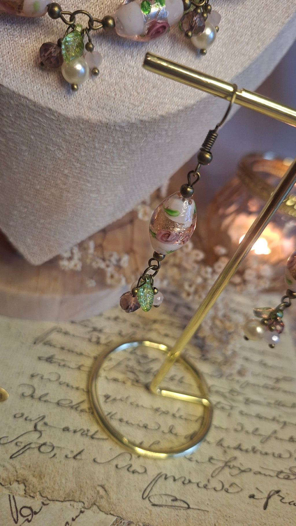 Schmuckset – Halskette, Armband & Ohrringe mit Lampwork-Rosen & Glasperlen