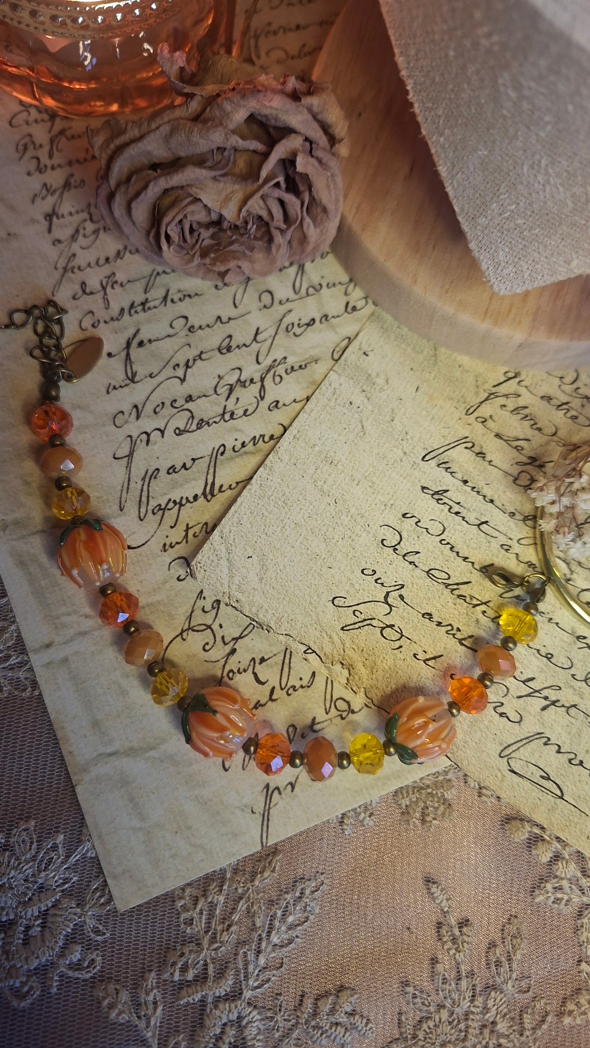 Schmuckset – Halskette, Armband & Ohrringe mit Lampwork-Blütenperlen